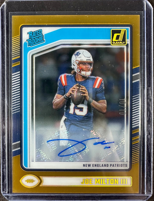 Joe Milton III – 2024 Panini Clearly Donruss Football – Gold 10/10 Auto #97 – New England Patriots